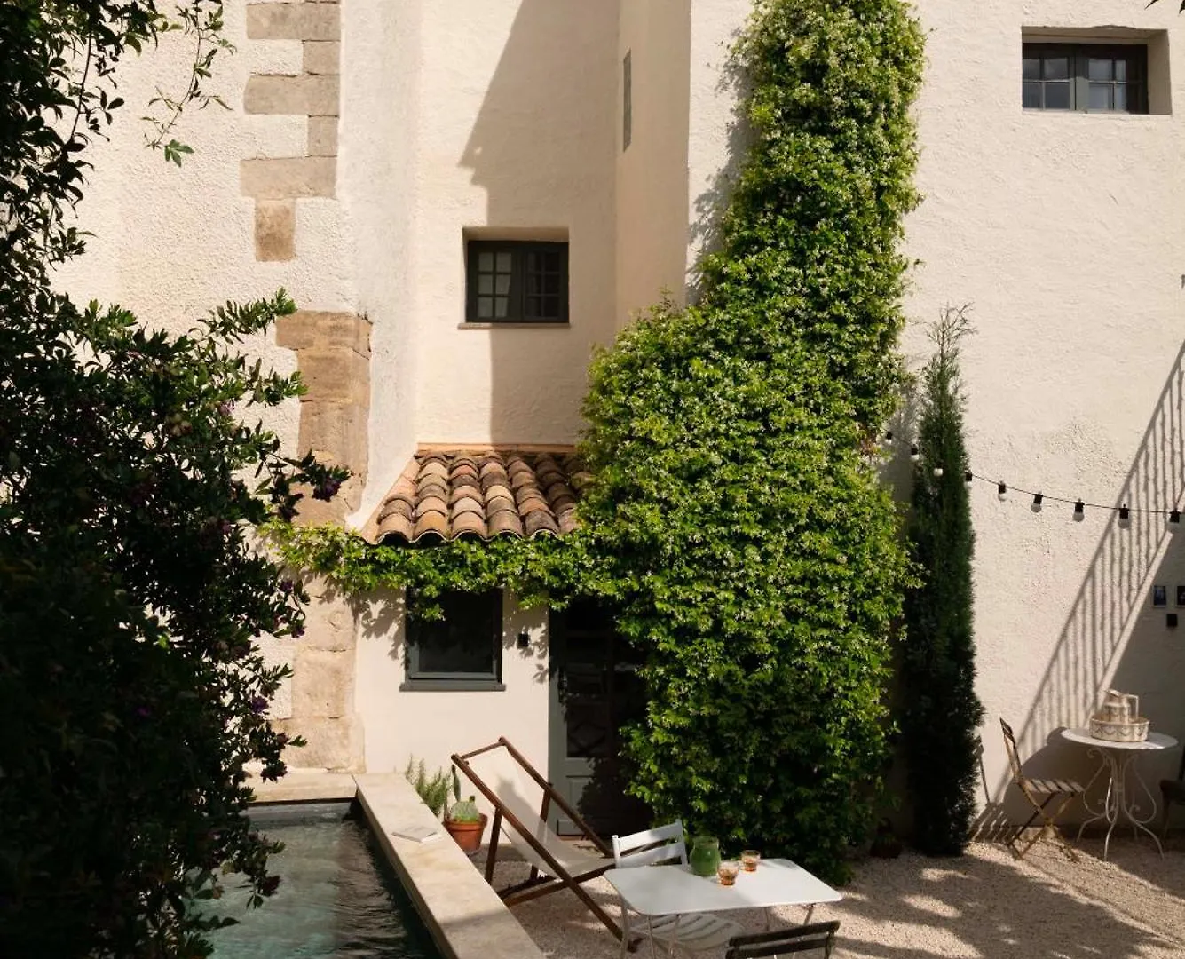 La Perroya Hotel Visan 0*,